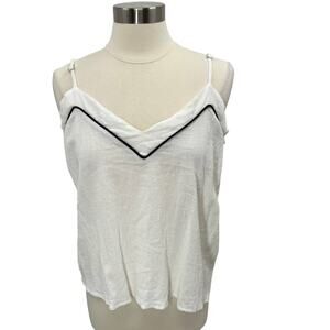 PRETTY LITTLE THINGS Plus Size Spaghetti Crop Top